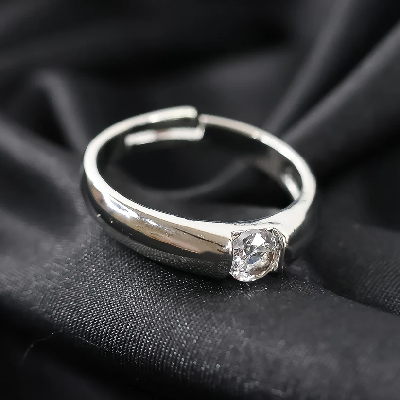 Sterling Oxidised Silver Couple Ring Gift With Attractive Red Love Box (2Pcs) - Image 4