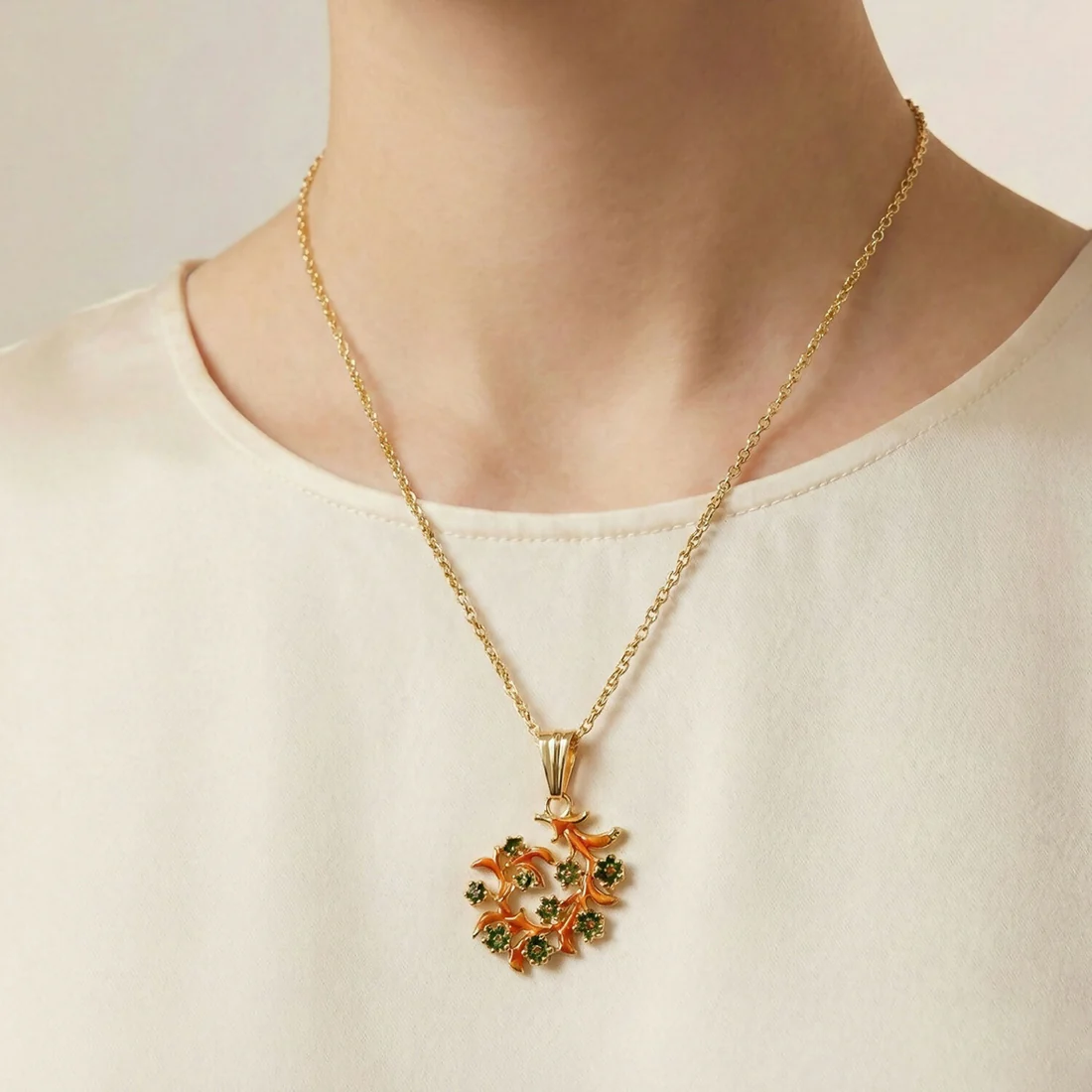 Traditional Floral Vine Design Pendant Necklace with Chain for Women - Image 3