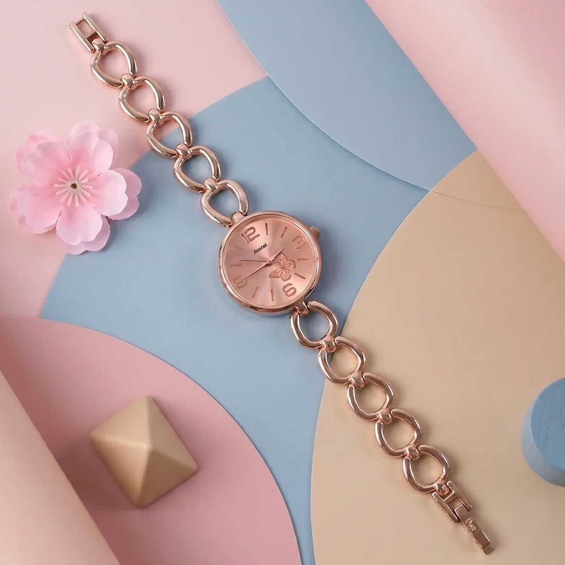 Elegant Rose Gold Chain Strap Women’s Wrist Watch with Butterfly Dial Design - Image 5