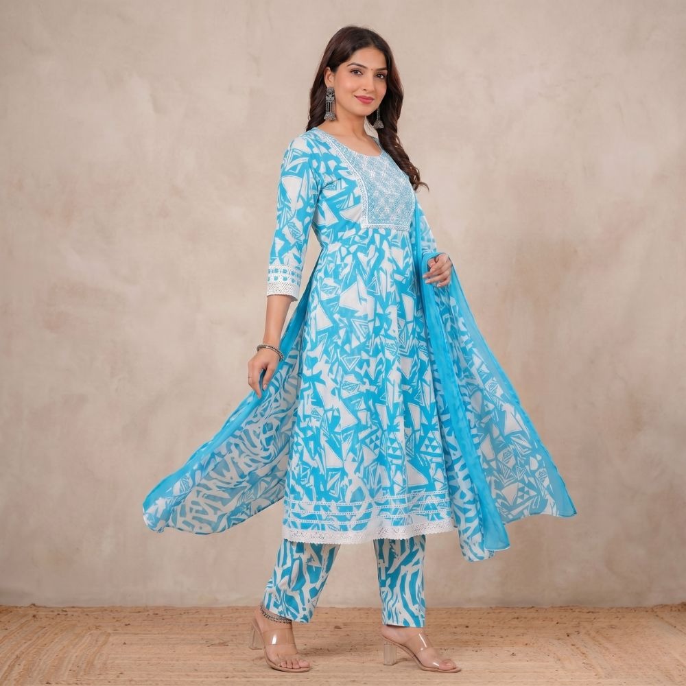 Royal Grace Suit